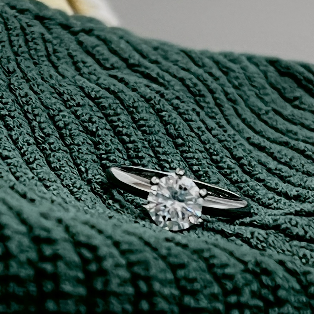 Wedding Ring Solid Silver 2 C’s Engagement Ring - image 1